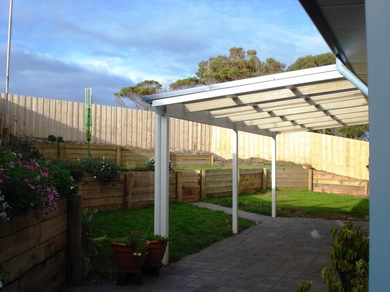 15 Ross Ave. Currie, King Island TAS 7256