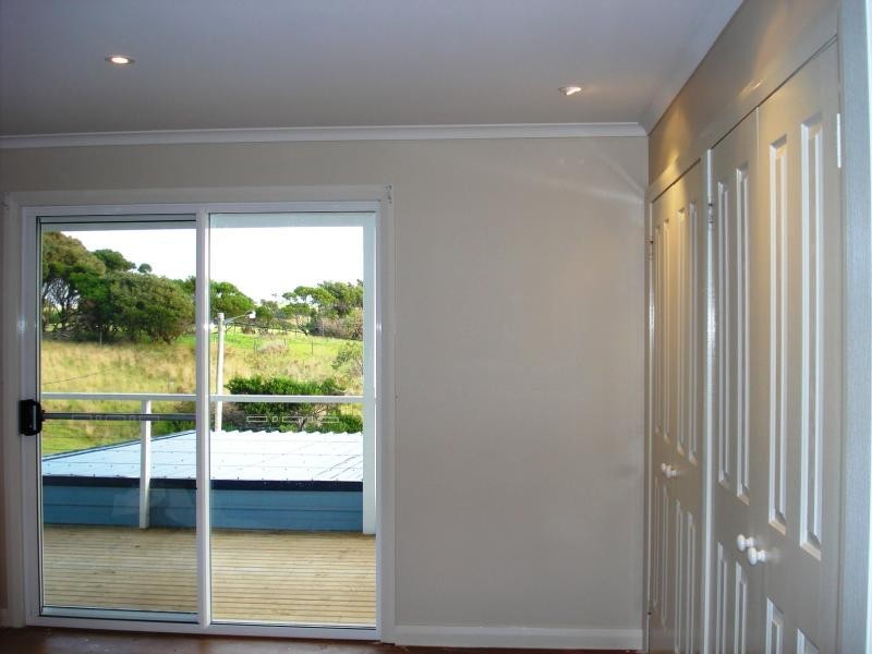 15 Ross Ave. Currie, King Island TAS 7256