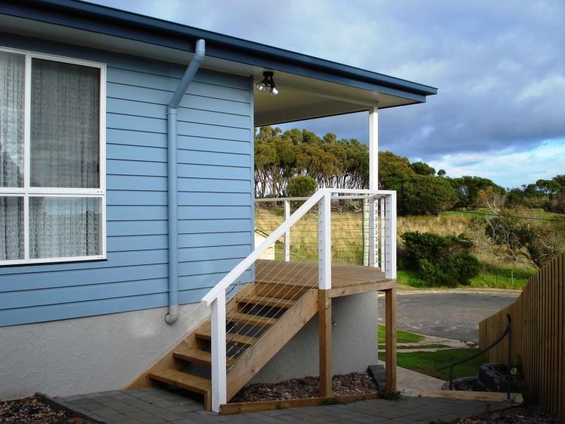 15 Ross Ave. Currie, King Island TAS 7256