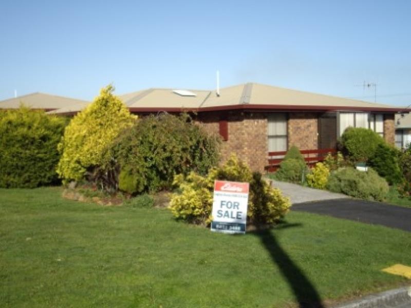 9 Robert Street, Smithton TAS 7330