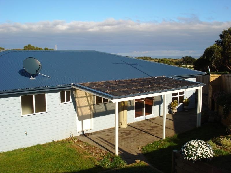 15 Ross Ave, Currie, King Island TAS 7256