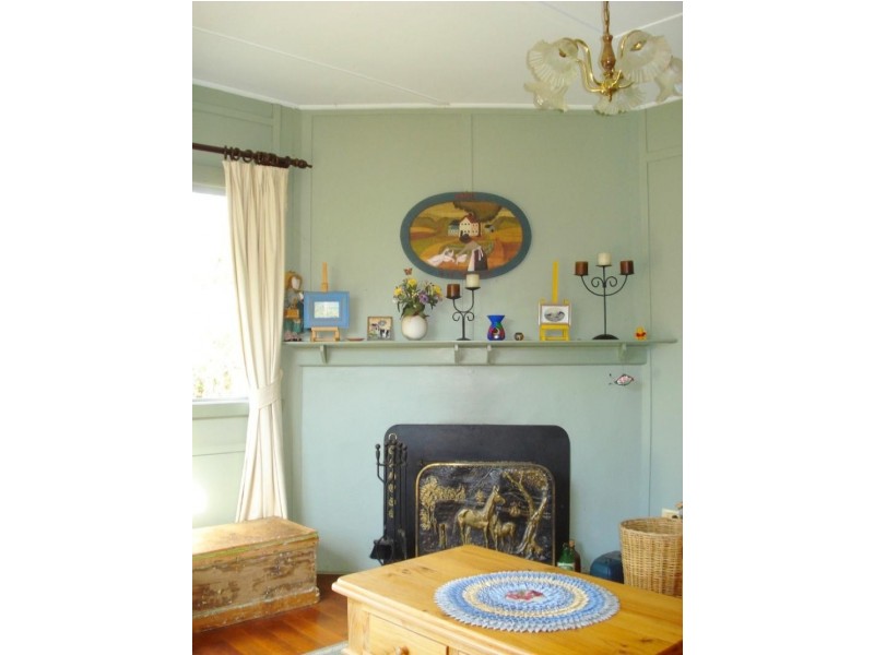 1 Albert Street, Currie, King Island TAS 7256