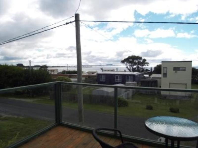 10 Barnett Street, Crayfish Creek TAS 7321