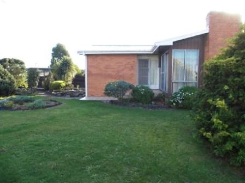 22 Hellyer Street, Smithton TAS 7330
