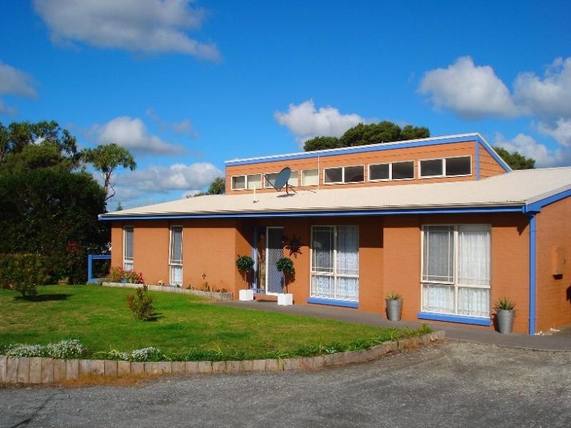 1 Huxley Street, King Island TAS 7256