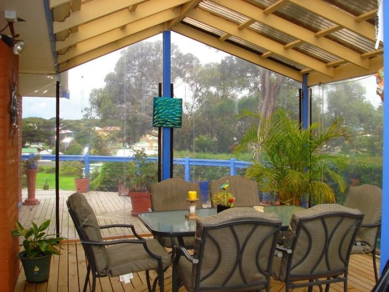 1 Huxley Street, King Island TAS 7256