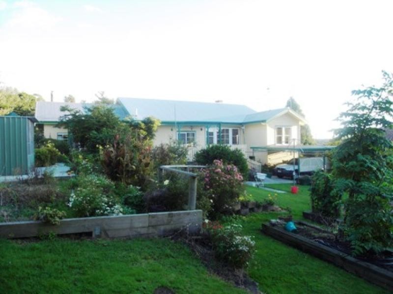 42 SMITH STREET, Smithton TAS 7330