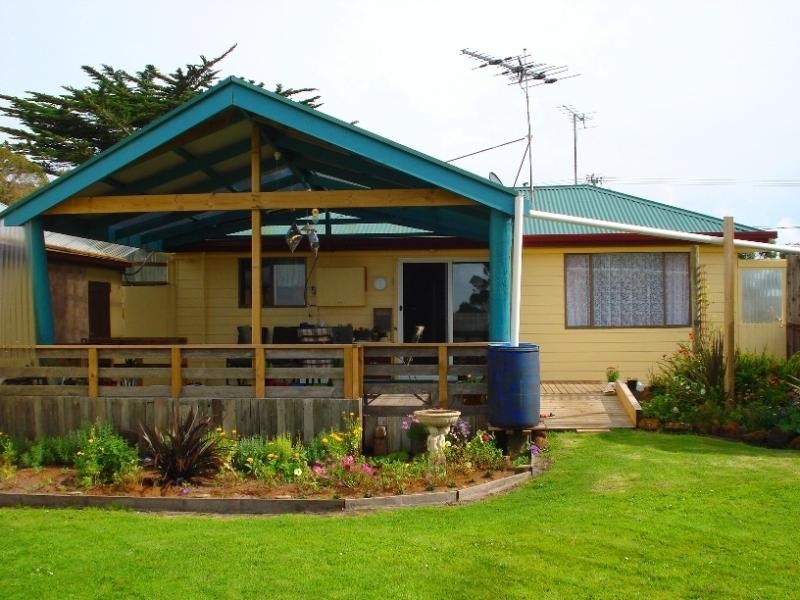 130 Main St, King Island TAS 7256