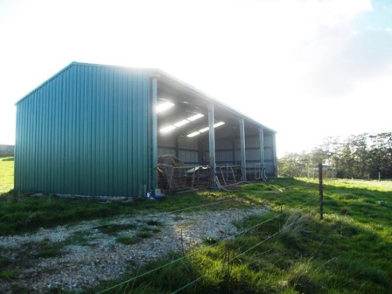 16 DUNNS ROAD, Christmas Hills TAS 7330