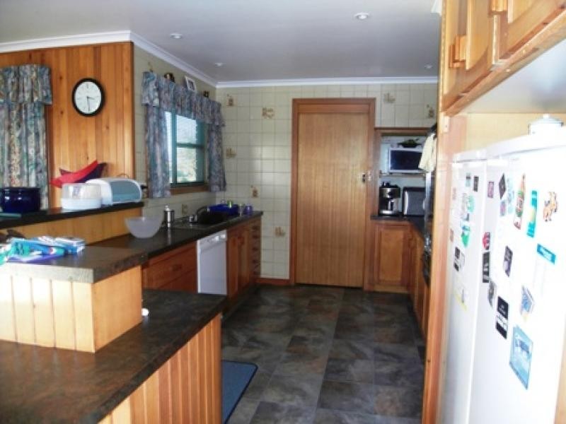 16 DUNNS ROAD, Christmas Hills TAS 7330