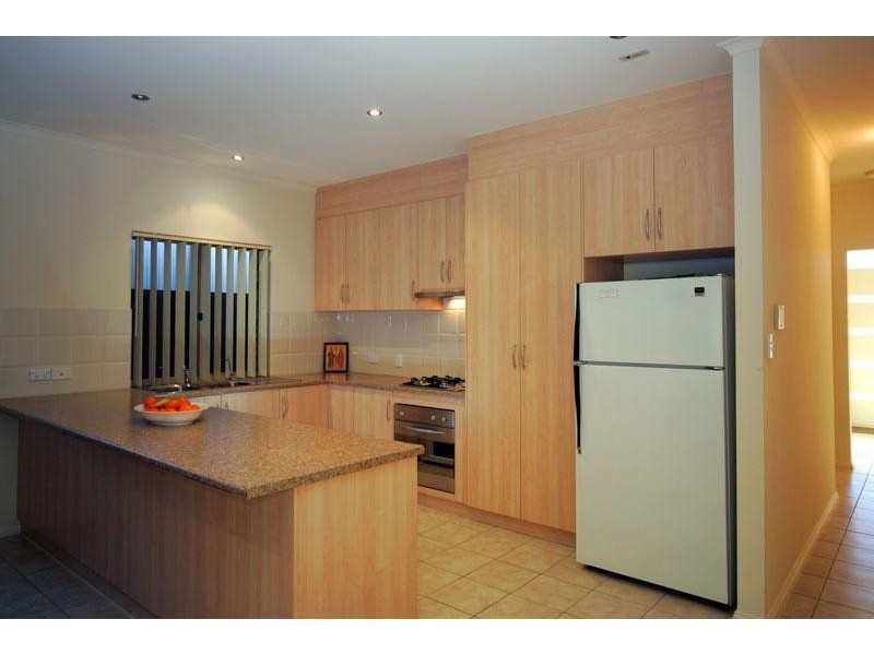 2 AVOCET DRIVE, Mawson Lakes SA 5095