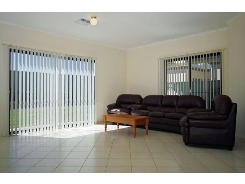 31 LORD HOWE CRESCENT, Mawson Lakes SA 5095