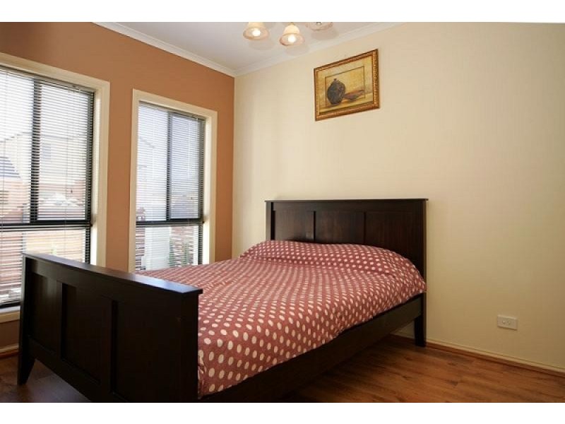 13 HEARD AVENUE, Mawson Lakes SA 5095