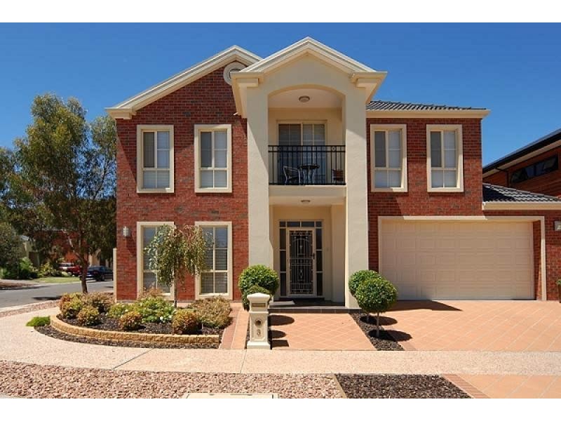 3 CREEKVIEW DRIVE, Mawson Lakes SA 5095