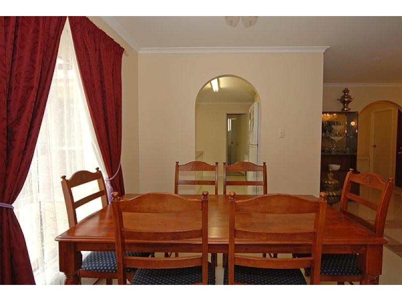 20 Wakeling Crescent, Parafield Gardens SA 5107