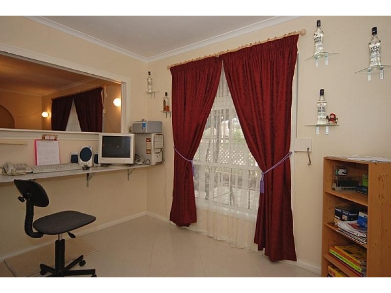 20 Wakeling Crescent, Parafield Gardens SA 5107