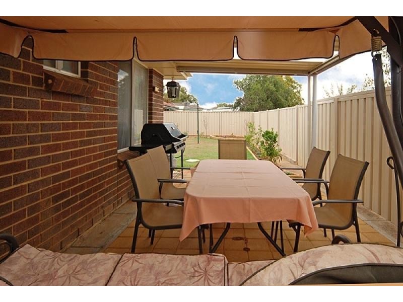 20 Wakeling Crescent, Parafield Gardens SA 5107