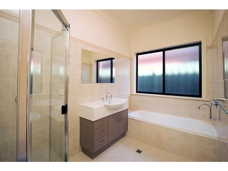 72 SANCTUARY DRIVE, Mawson Lakes SA 5095