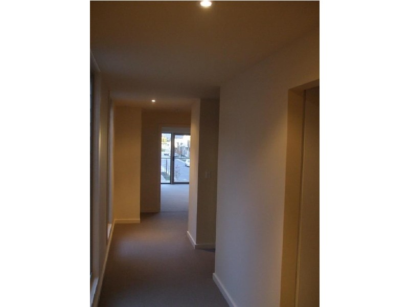 42 THE STRAND, Mawson Lakes SA 5095