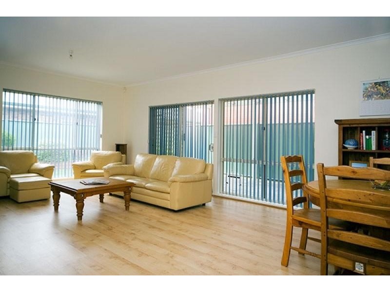 30 BLUE WREN CIRCUIT, Mawson Lakes SA 5095