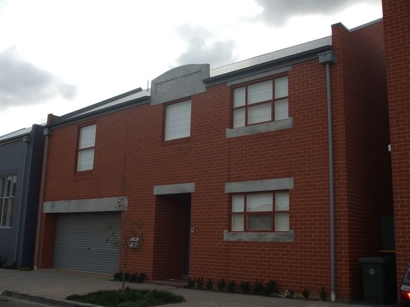 7 FRASER LANE, Mawson Lakes SA 5095