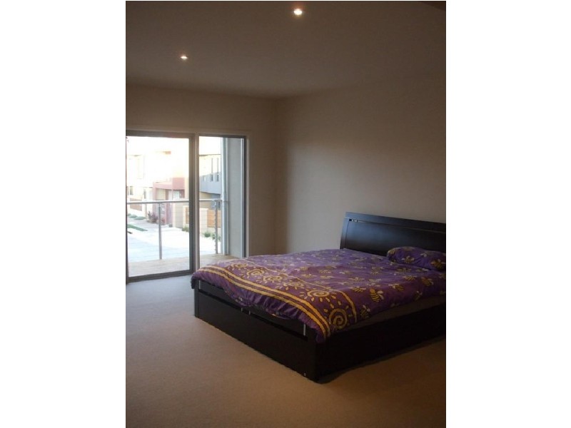 42 THE STRAND, Mawson Lakes SA 5095