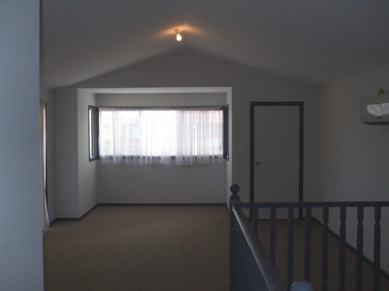 112 ISLA CIRCUIT, Mawson Lakes SA 5095