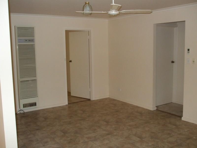 61 CAMBRIDGE TERRACE, Hillbank SA 5112