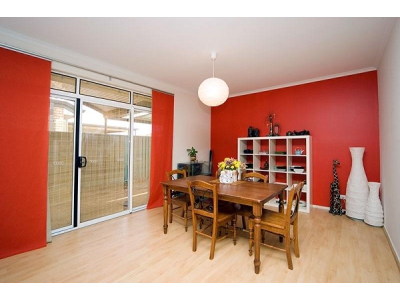 6 Pier Lane, Mawson Lakes SA 5095