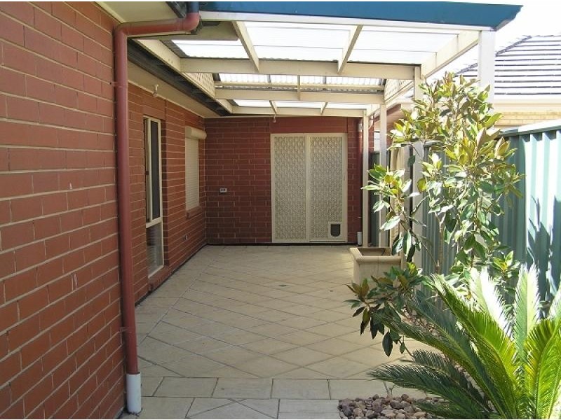 6 Gairdner Lane, Mawson Lakes SA 5095