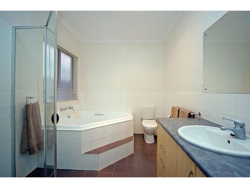 5 Ashwood Circuit, Mawson Lakes SA 5095