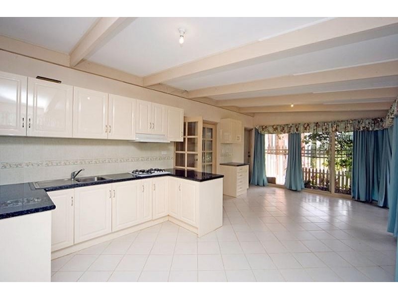1 Riverbank Parade, Gulfview Heights SA 5096
