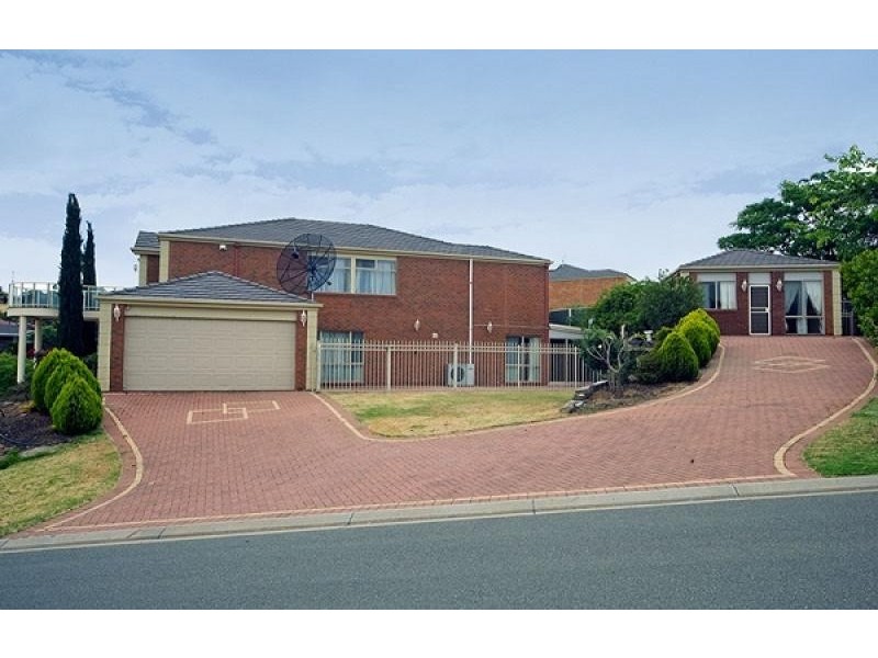 1 Riverbank Parade, Gulfview Heights SA 5096