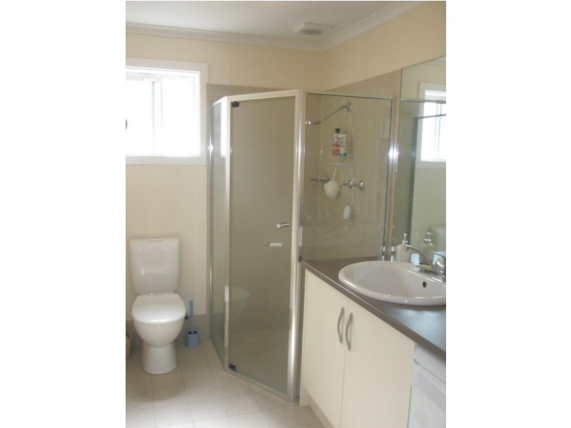 Apartment 4/2 Fisher Place, Mawson Lakes SA 5095