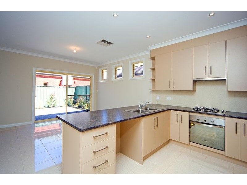 3 Caswell Circuit, Mawson Lakes SA 5095