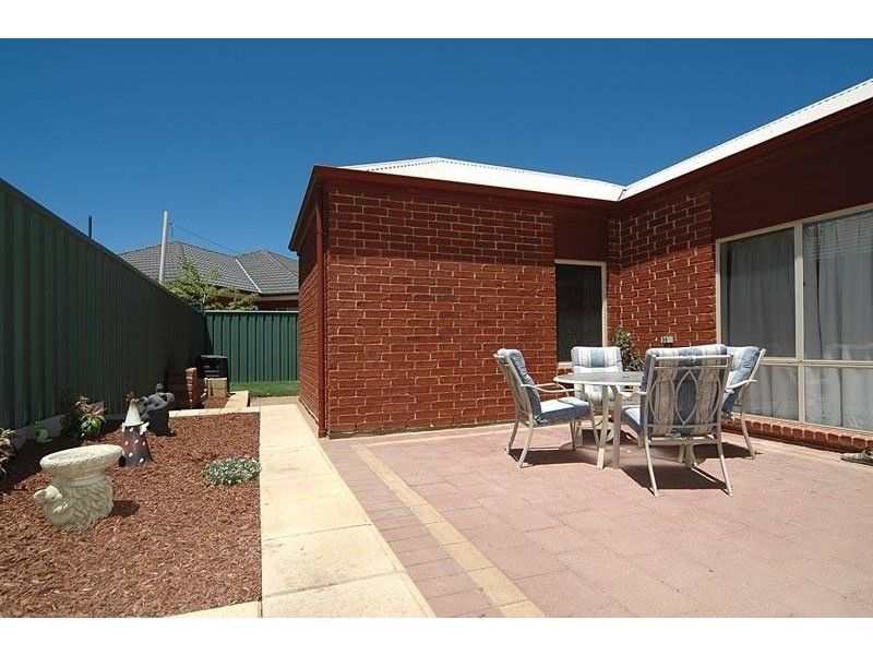 13 Hamilton Place, Mawson Lakes SA 5095