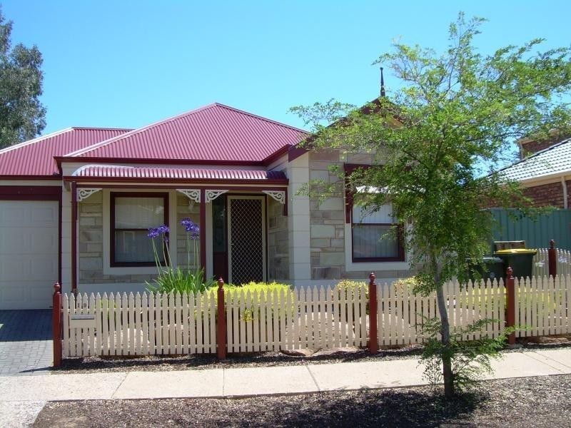 19 Swan Circuit, Mawson Lakes SA 5095