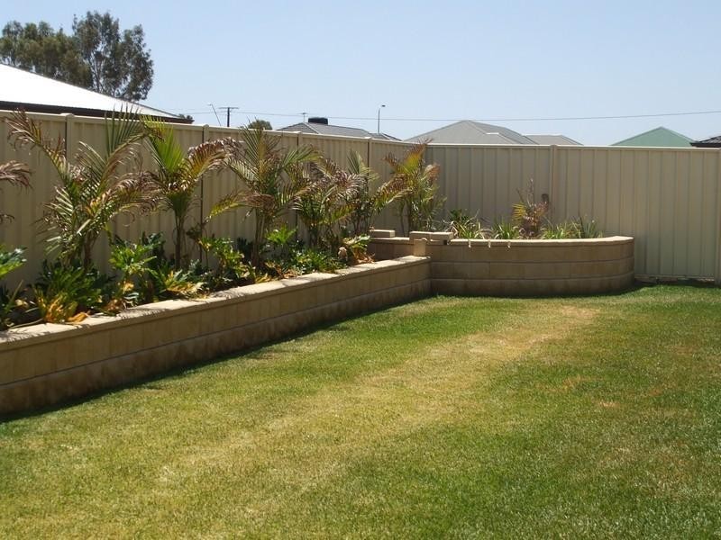 5 Ellada Court, Munno Para West SA 5115