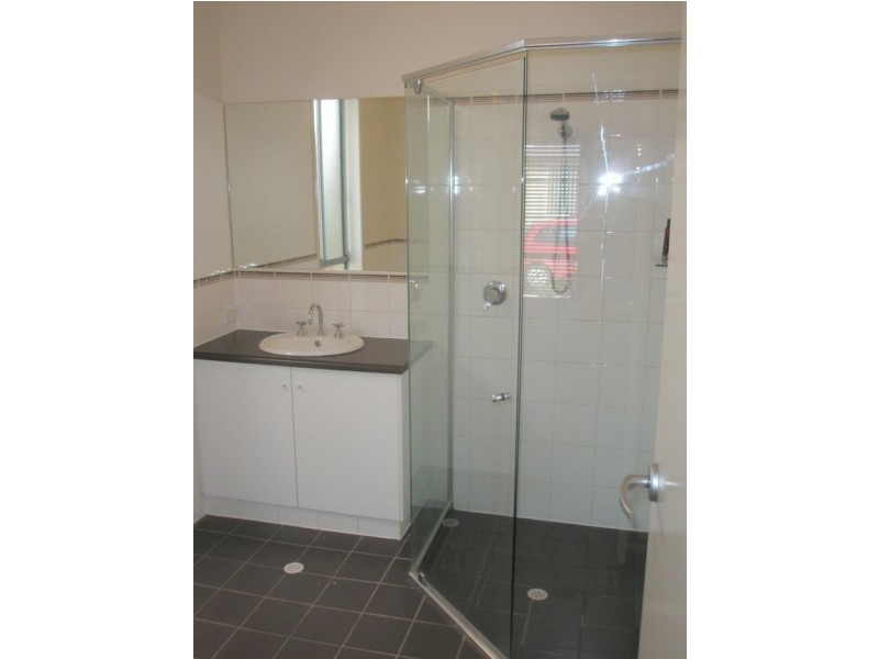 11 Brimpton Avenue, Mawson Lakes SA 5095