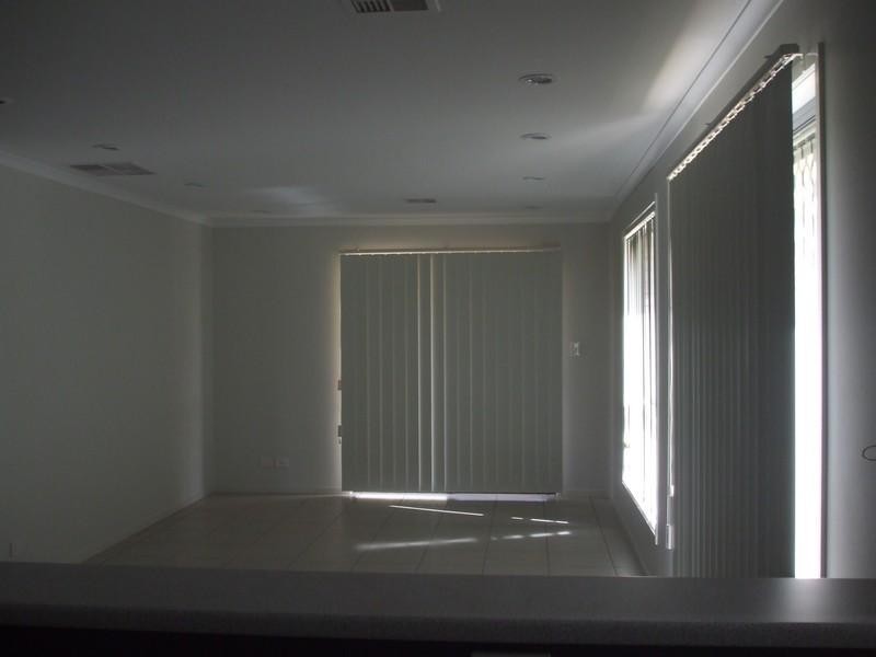 16 Everest Avenue, Andrews Farm SA 5114