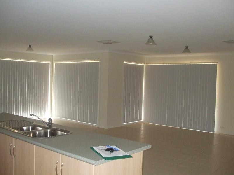 6 Greenbank Grove, Burton SA 5110