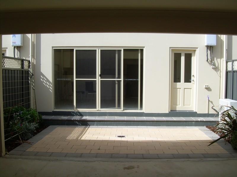 12 Yates Street, Mawson Lakes SA 5095