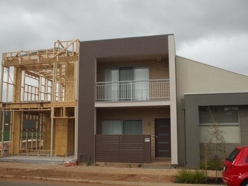 54 MacMillan Avenue, Mawson Lakes SA 5095