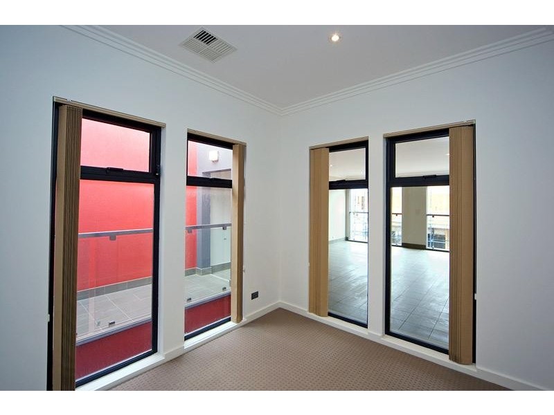 9 Franklin Street, Mawson Lakes SA 5095