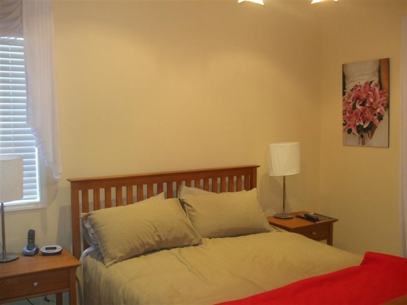 8 Yarle Street, Mawson Lakes SA 5095