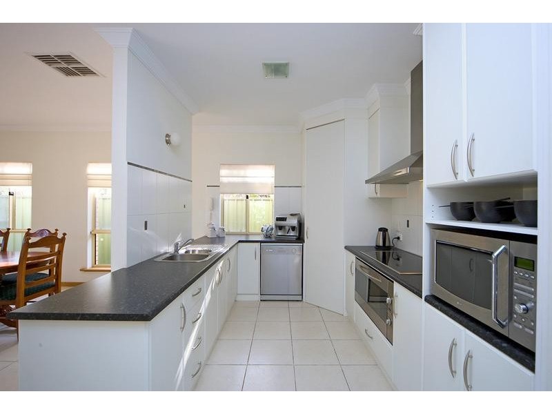 39 The Walk, Mawson Lakes SA 5095