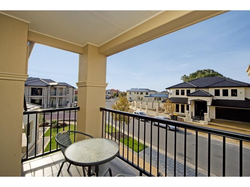 39 The Walk, Mawson Lakes SA 5095