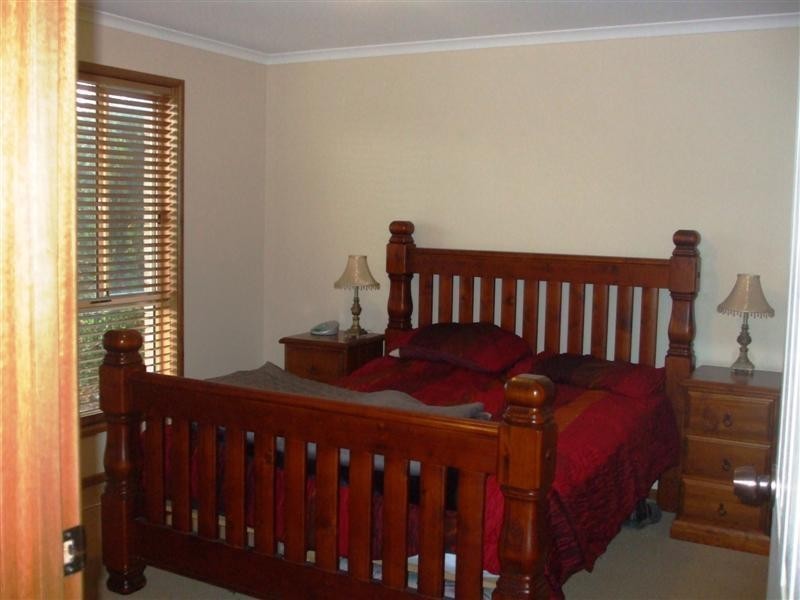 25 Kentia Drive, Para Hills West SA 5096