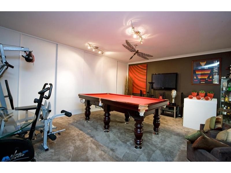 8 Sandpiper Chase, Mawson Lakes SA 5095