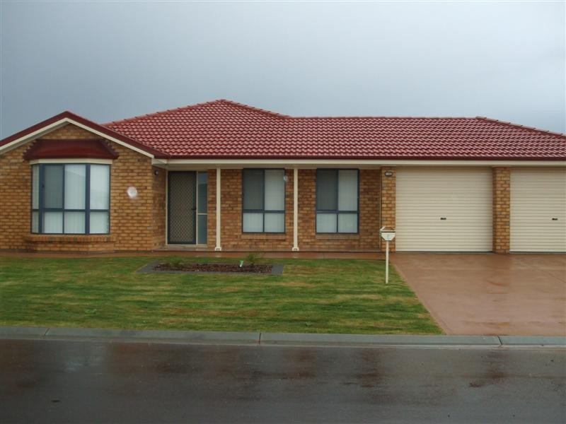 2 Robe Court, Andrews Farm SA 5114